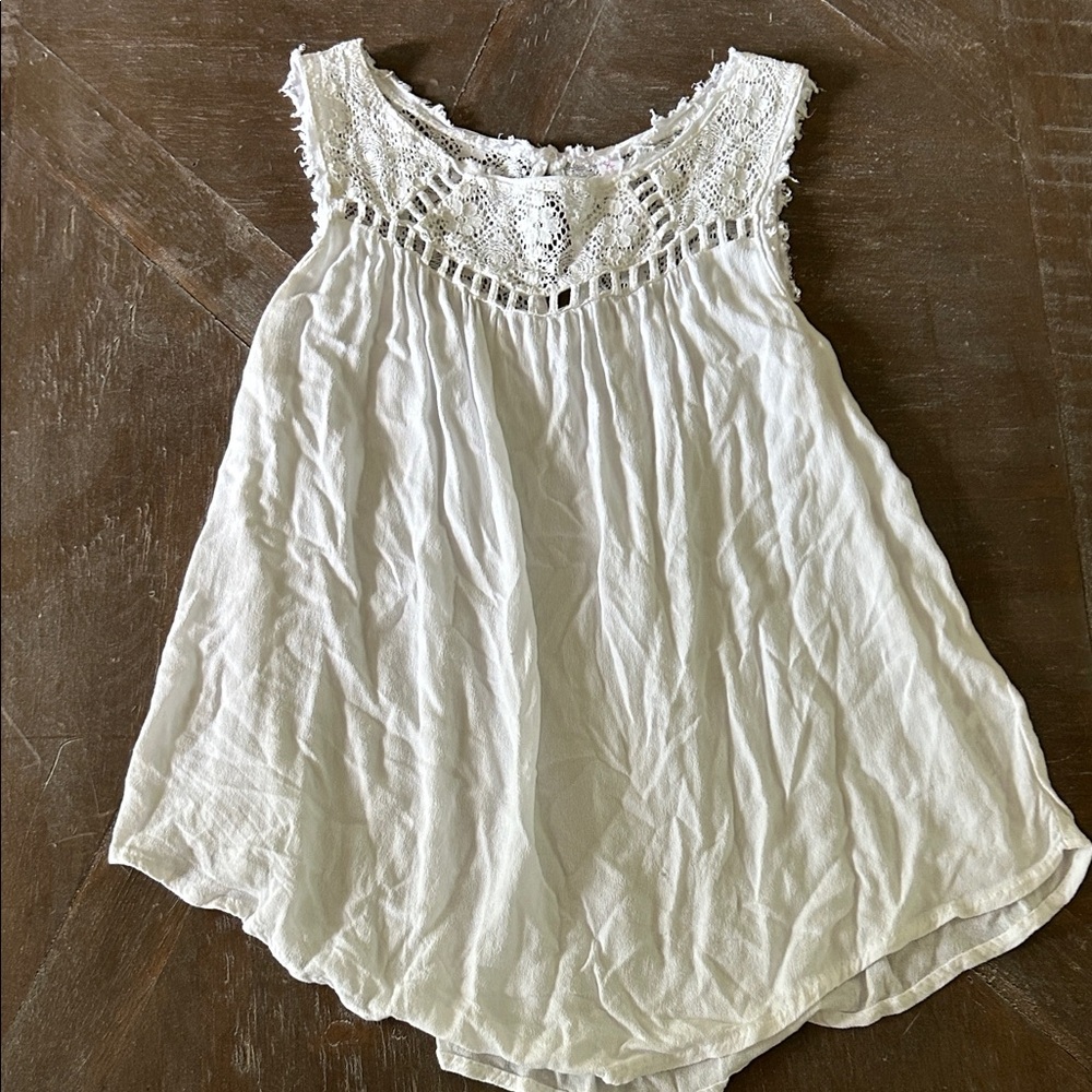 Xhilaration White Lace Detail Blouse